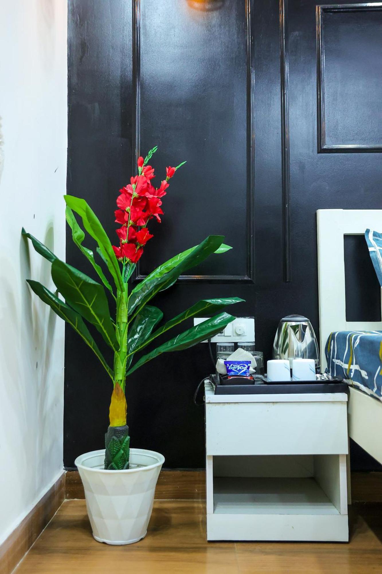Agrah Stay - Kasa Lusso Stay Faridabad Bagian luar foto