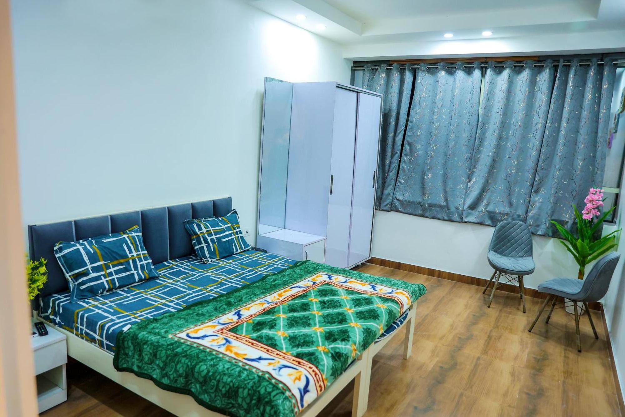 Agrah Stay - Kasa Lusso Stay Faridabad Bagian luar foto