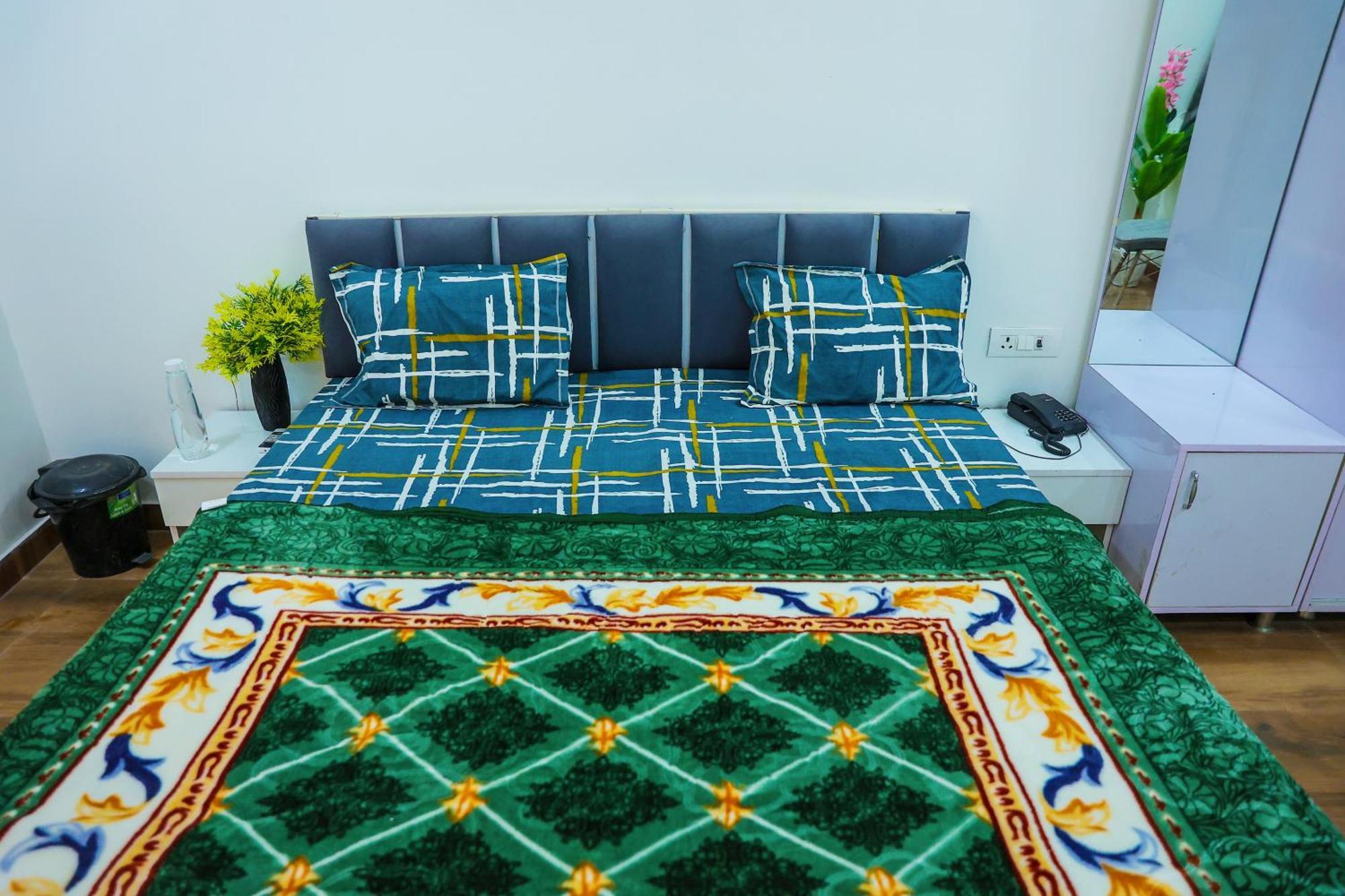 Agrah Stay - Kasa Lusso Stay Faridabad Bagian luar foto